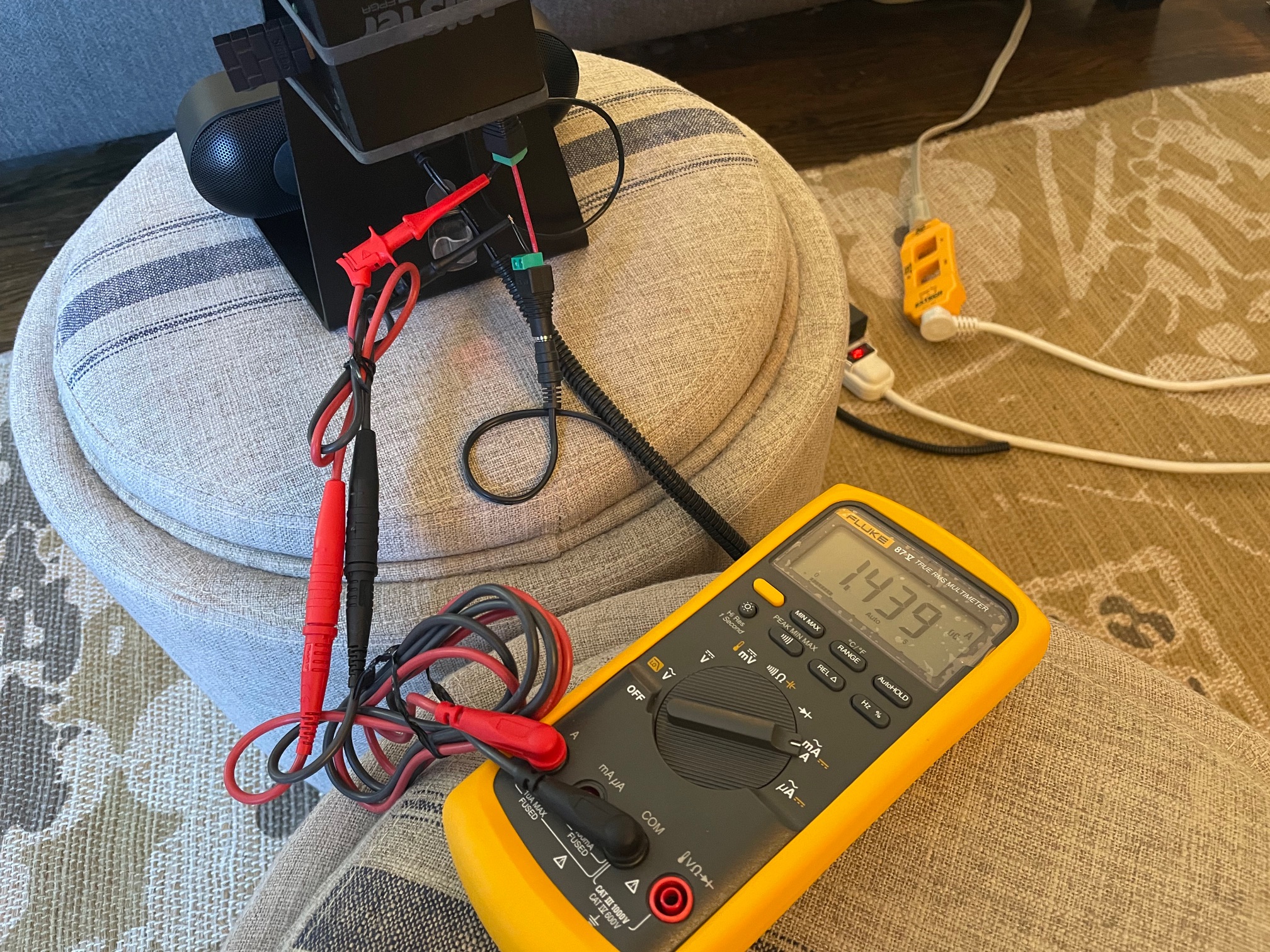 Measuring AC current w/ Fluke 87V DMM